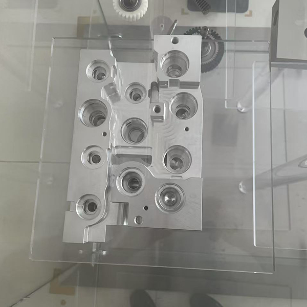 บล็อกวาล์ว WCBS